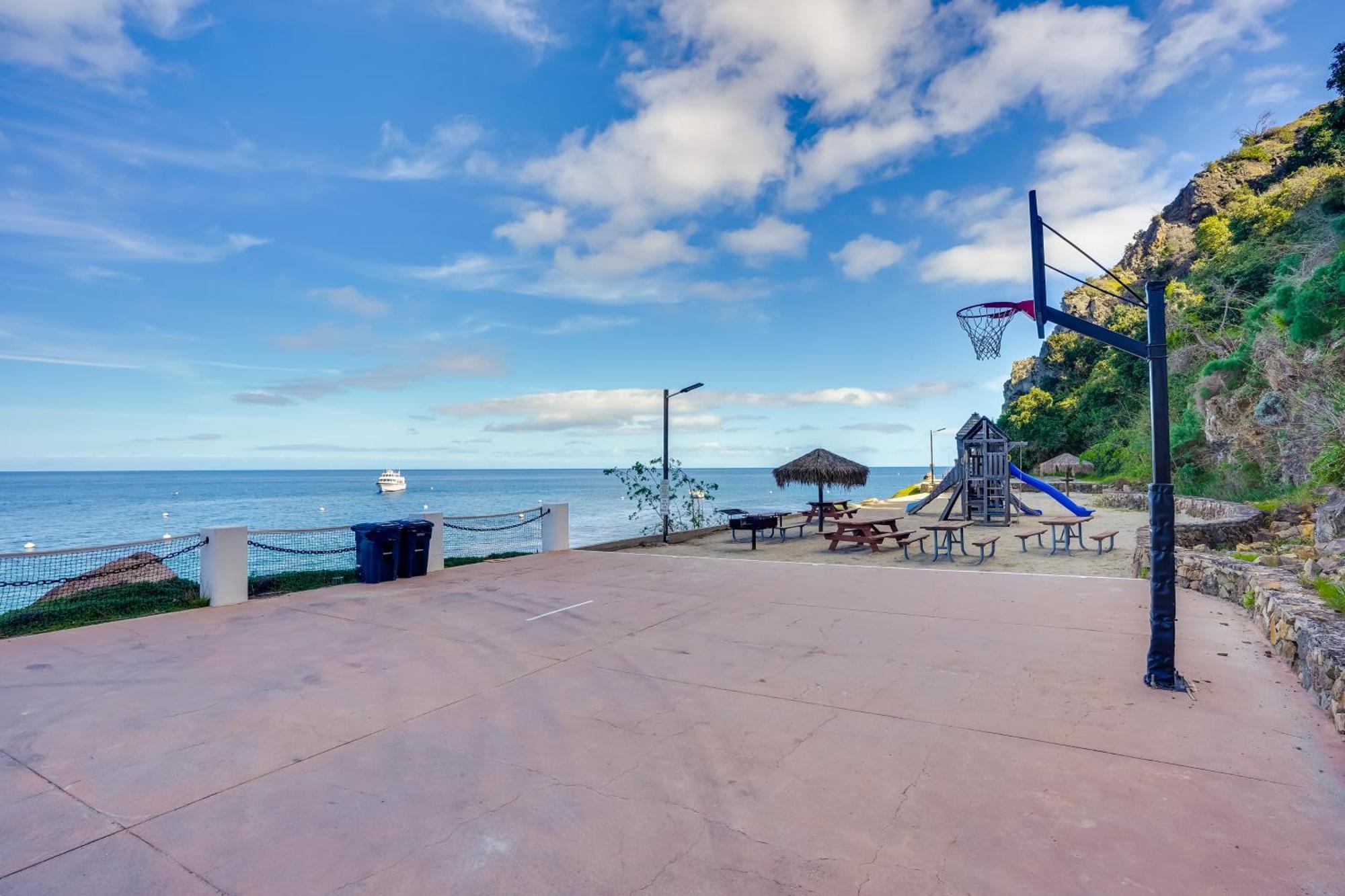 Gorgeous Catalina Island Condo With Golf Cart! Avalon Kültér fotó